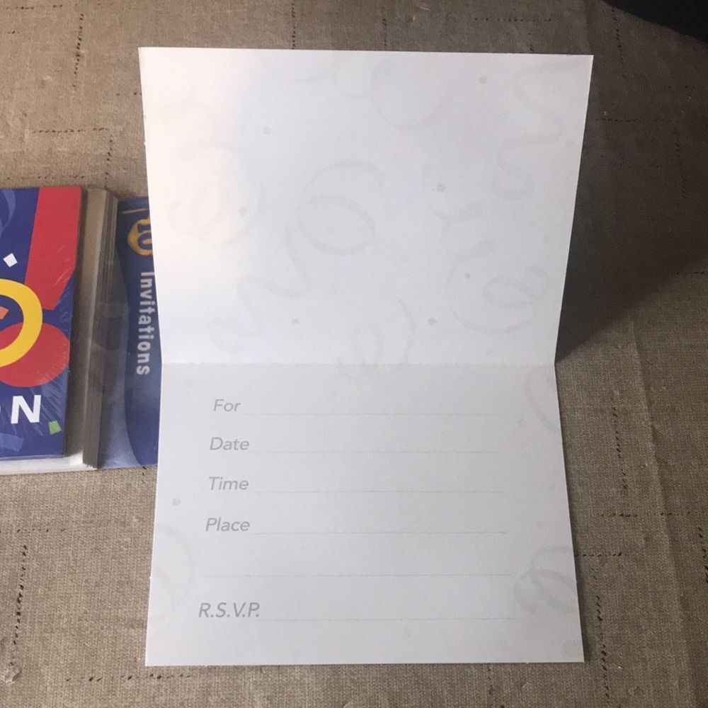 13 Graduation Invitations   - Picture 2 of 2